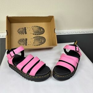 NEW Dr. Martens Pink and Black Blaire Chunky Buckle Sandals Size Women's 9